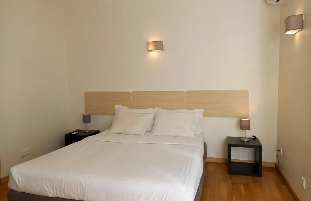 Fado Bed & Breakfast - Santos-1
